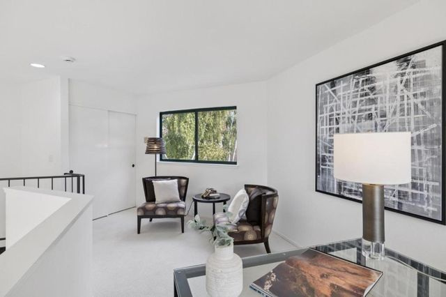 20 Cove Lane, Redwood City, CA 94065