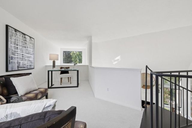20 Cove Lane, Redwood City, CA 94065