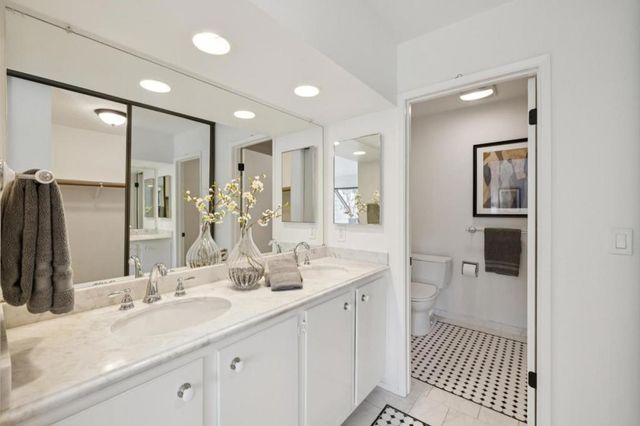 20 Cove Lane, Redwood City, CA 94065