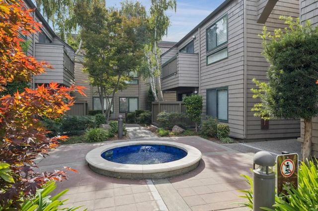 20 Cove Lane, Redwood City, CA 94065