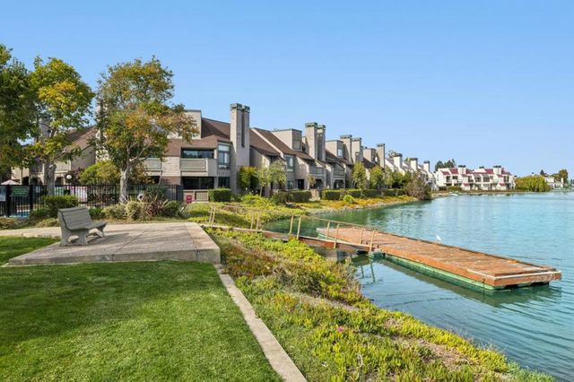 20 Cove Lane, Redwood City, CA 94065