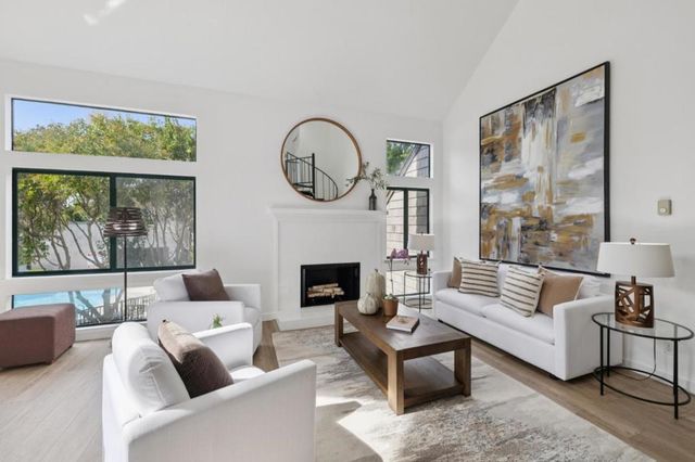 20 Cove Lane, Redwood City, CA 94065