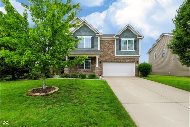 1167 Station Drive, Greenwood, IN 46143
