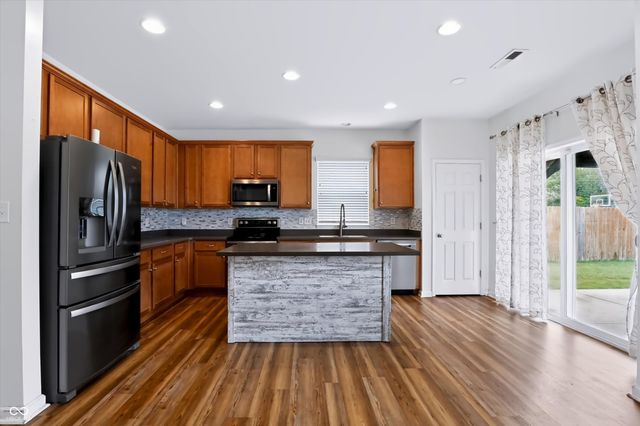 1167 Station Drive, Greenwood, IN 46143