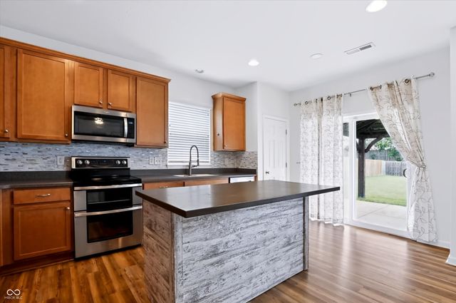 1167 Station Drive, Greenwood, IN 46143