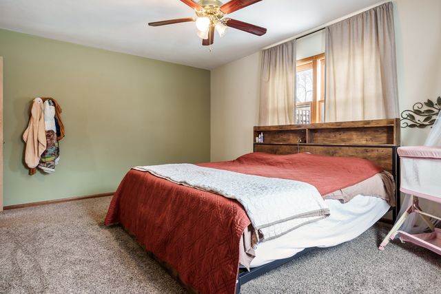 1013 E Main Street, Rockton, IL 61072