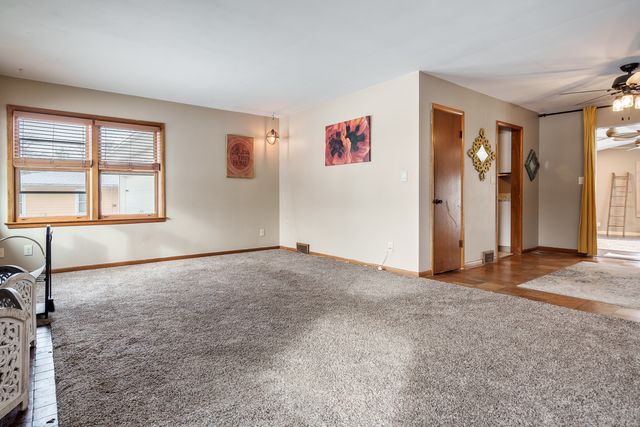 1013 E Main Street, Rockton, IL 61072