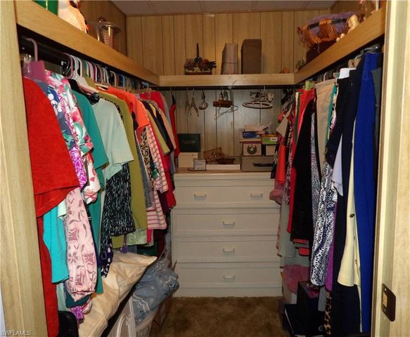 737 KNOTTY PINE CIR, North Fort Myers, FL 33917