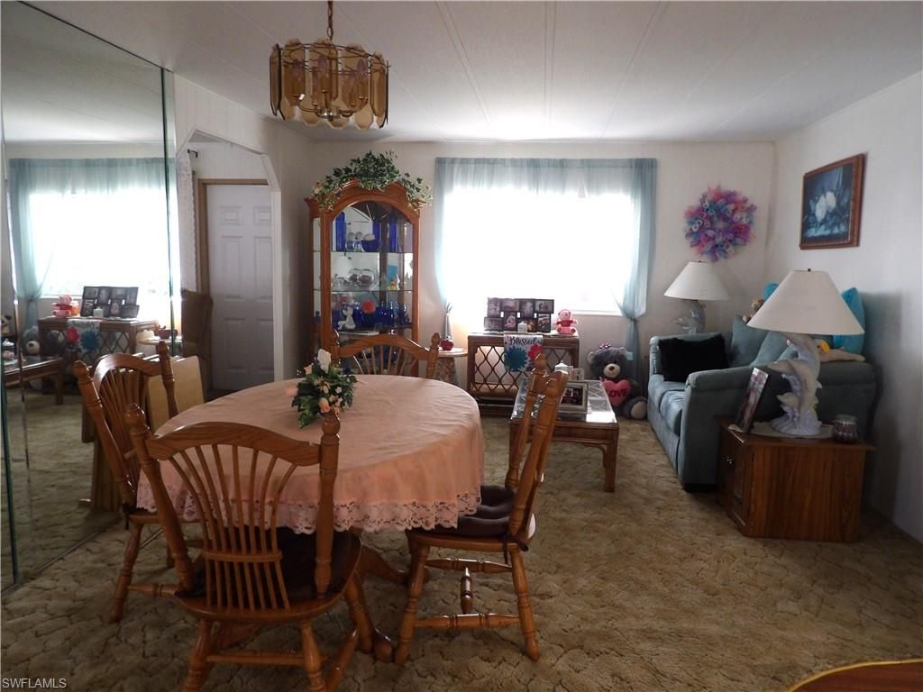 737 KNOTTY PINE CIR, NORTH FORT MYERS, FL 33917 — photo 5