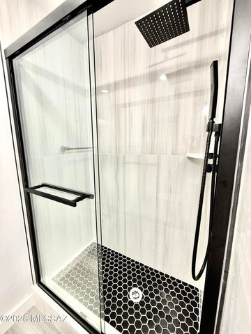 5801 E 30th Street, Tucson, AZ 85711