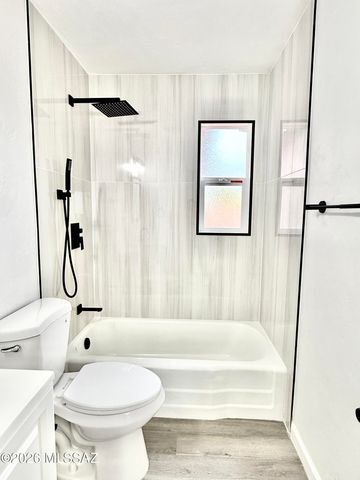 5801 E 30th Street, Tucson, AZ 85711