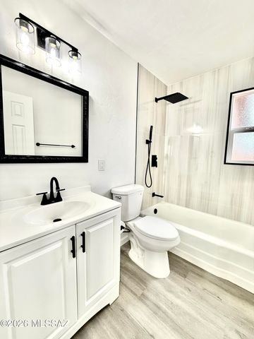 5801 E 30th Street, Tucson, AZ 85711