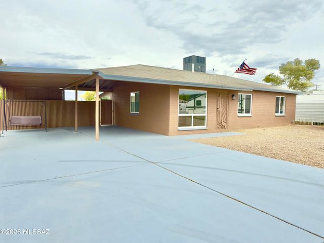 5801 E 30th Street, Tucson, AZ 85711