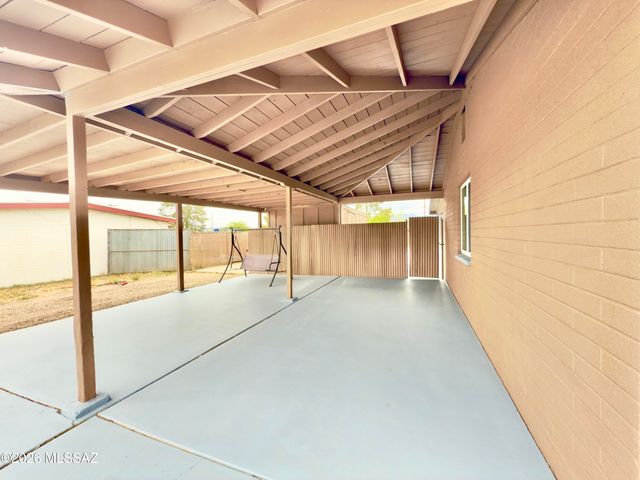 5801 E 30th Street, Tucson, AZ 85711