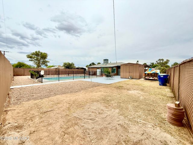 5801 E 30th Street, Tucson, AZ 85711