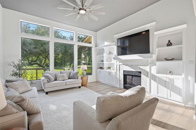 108 Crest View DR, Lakeway, TX 78734