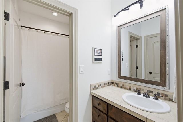 108 Crest View DR, Lakeway, TX 78734