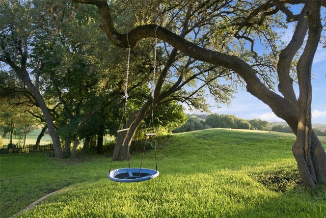 108 Crest View DR, Lakeway, TX 78734