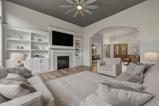 108 Crest View DR, Lakeway, TX 78734