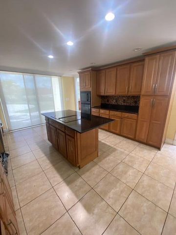 8944 Kendale Place, Wellington, FL 33467