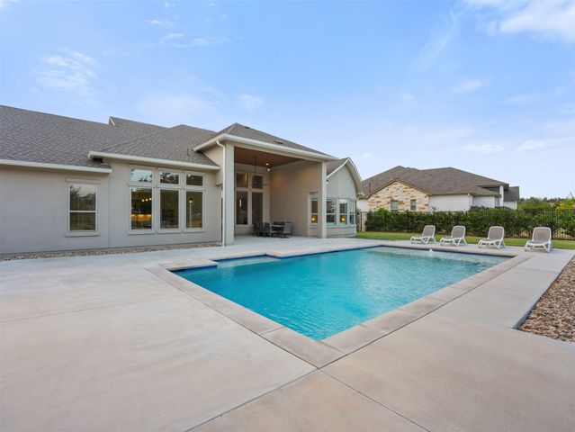649 Bunker Ranch BLVD, Dripping Springs, TX 78620