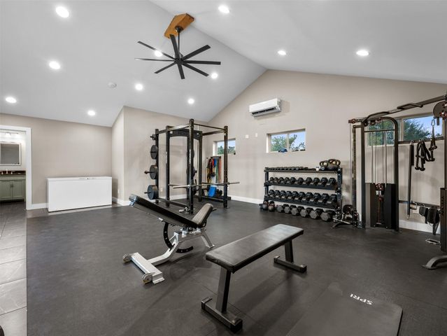 649 Bunker Ranch BLVD, Dripping Springs, TX 78620