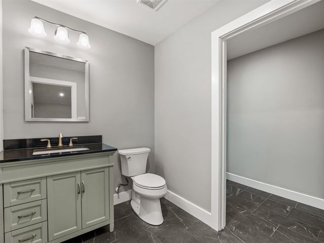 649 Bunker Ranch BLVD, Dripping Springs, TX 78620