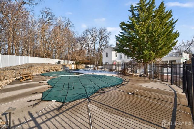 344 Middlesex Avenue, Metuchen, NJ 08840