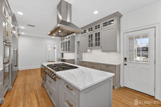 344 Middlesex Avenue, Metuchen, NJ 08840