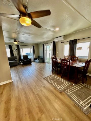 430 N Palm 72, Hemet, CA 92543