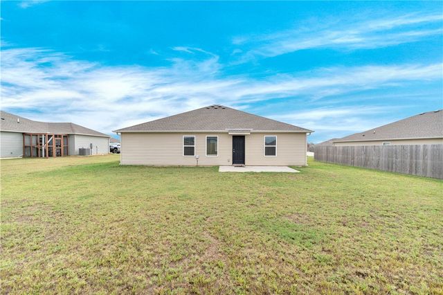 2725 Reynolds Street, Pea Ridge, AR 72751