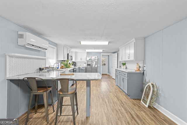 512 Tillman Street, Odum, GA 31555