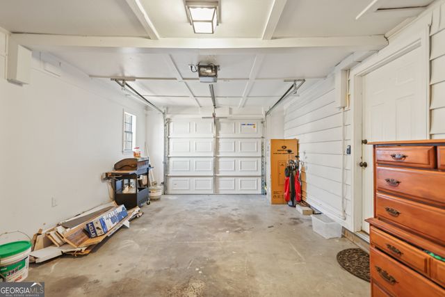 512 Tillman Street, Odum, GA 31555