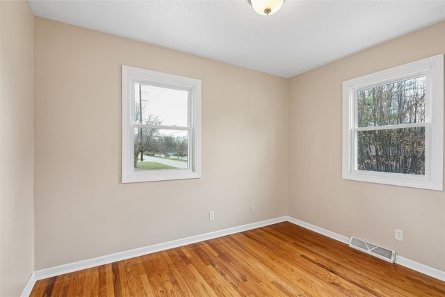 1101 Caulder Avenue, Des Moines, IA 50315