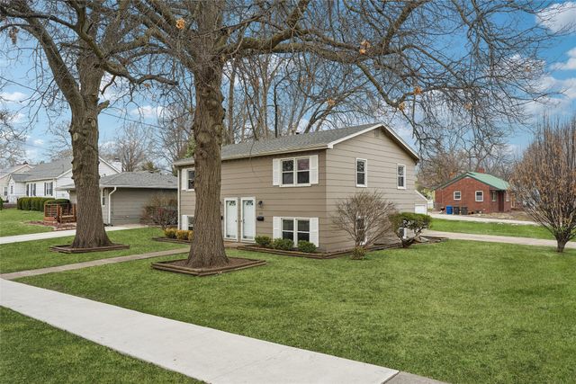 1101 Caulder Avenue, Des Moines, IA 50315