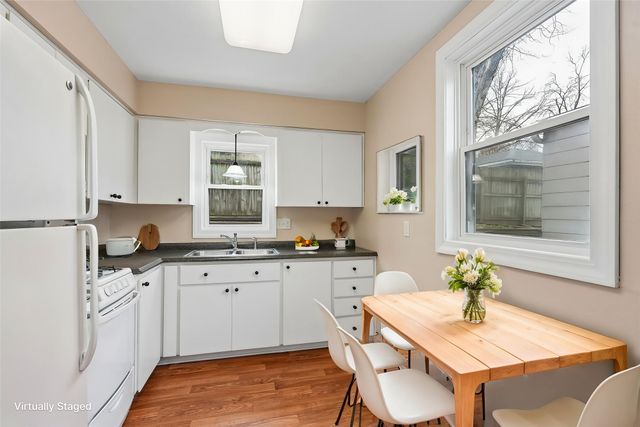 1101 Caulder Avenue, Des Moines, IA 50315