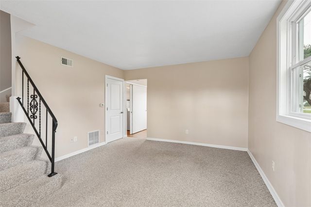 1101 Caulder Avenue, Des Moines, IA 50315