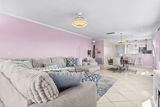 2960 59TH STREET S 215, Gulfport, FL 33707