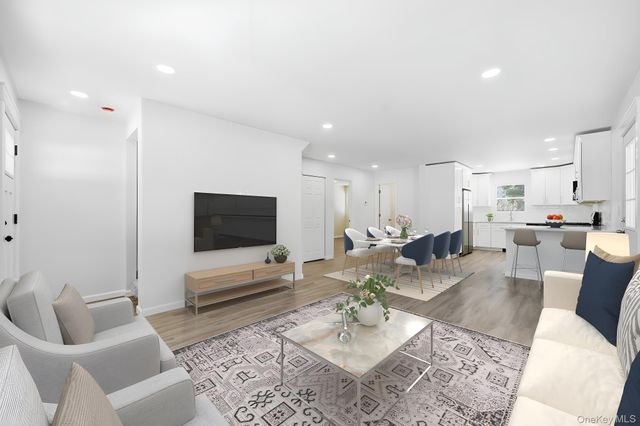 138 Calvert Avenue, Ronkonkoma, NY 11779