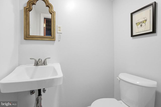 2609 ASHWOOD DR, Havertown, PA 19083