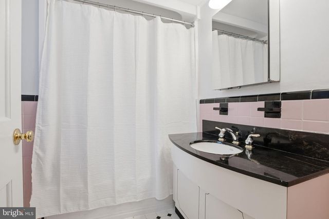 2609 ASHWOOD DR, Havertown, PA 19083