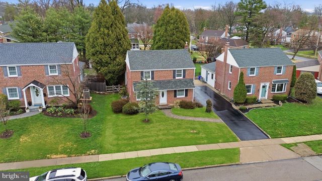 2609 ASHWOOD DR, Havertown, PA 19083