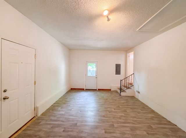 242 Kingswood Dr, Clarksville, TN 37043