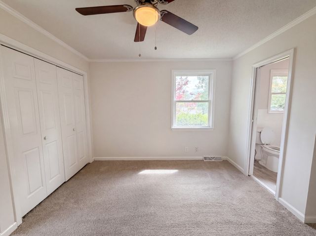 242 Kingswood Dr, Clarksville, TN 37043