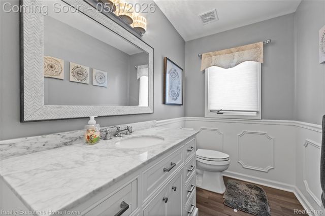 19985 Pine Cone Drive, Macomb Township, MI 48042