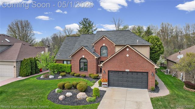 19985 Pine Cone Drive, Macomb Township, MI 48042