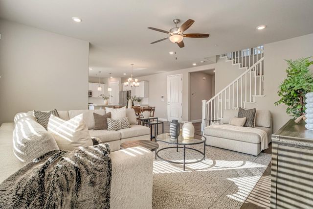 2944 Vermont Avenue, Clovis, CA 93619