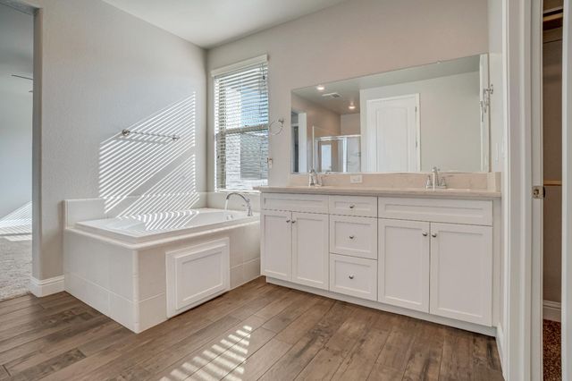 2944 Vermont Avenue, Clovis, CA 93619