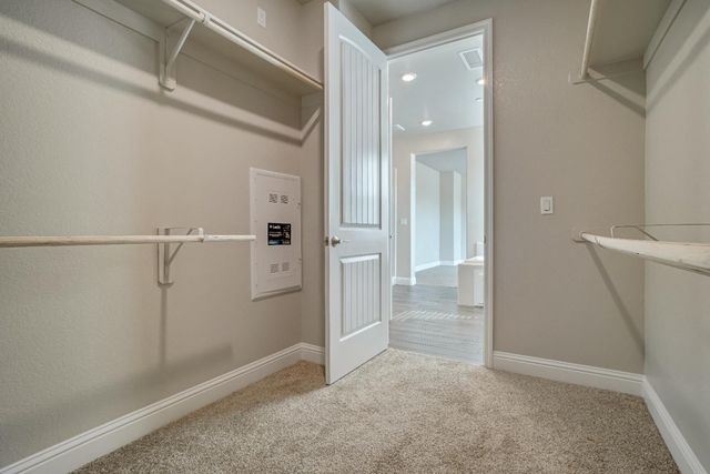 2944 Vermont Avenue, Clovis, CA 93619