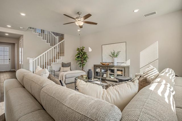 2944 Vermont Avenue, Clovis, CA 93619